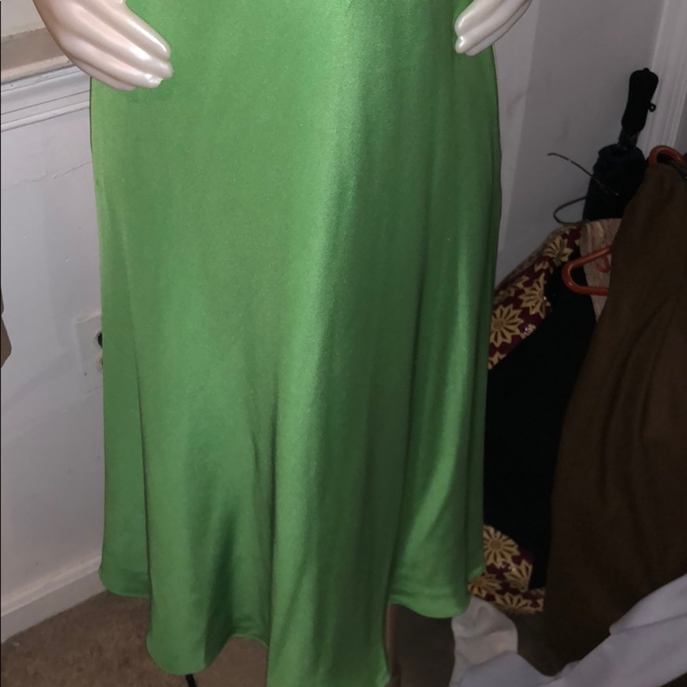 Beautiful Event Dress - Picture 4 of 4